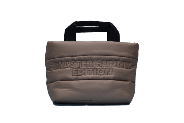 マスターバニーエディション×チーム セリザワ 中綿カートバッグ (UNISEX)